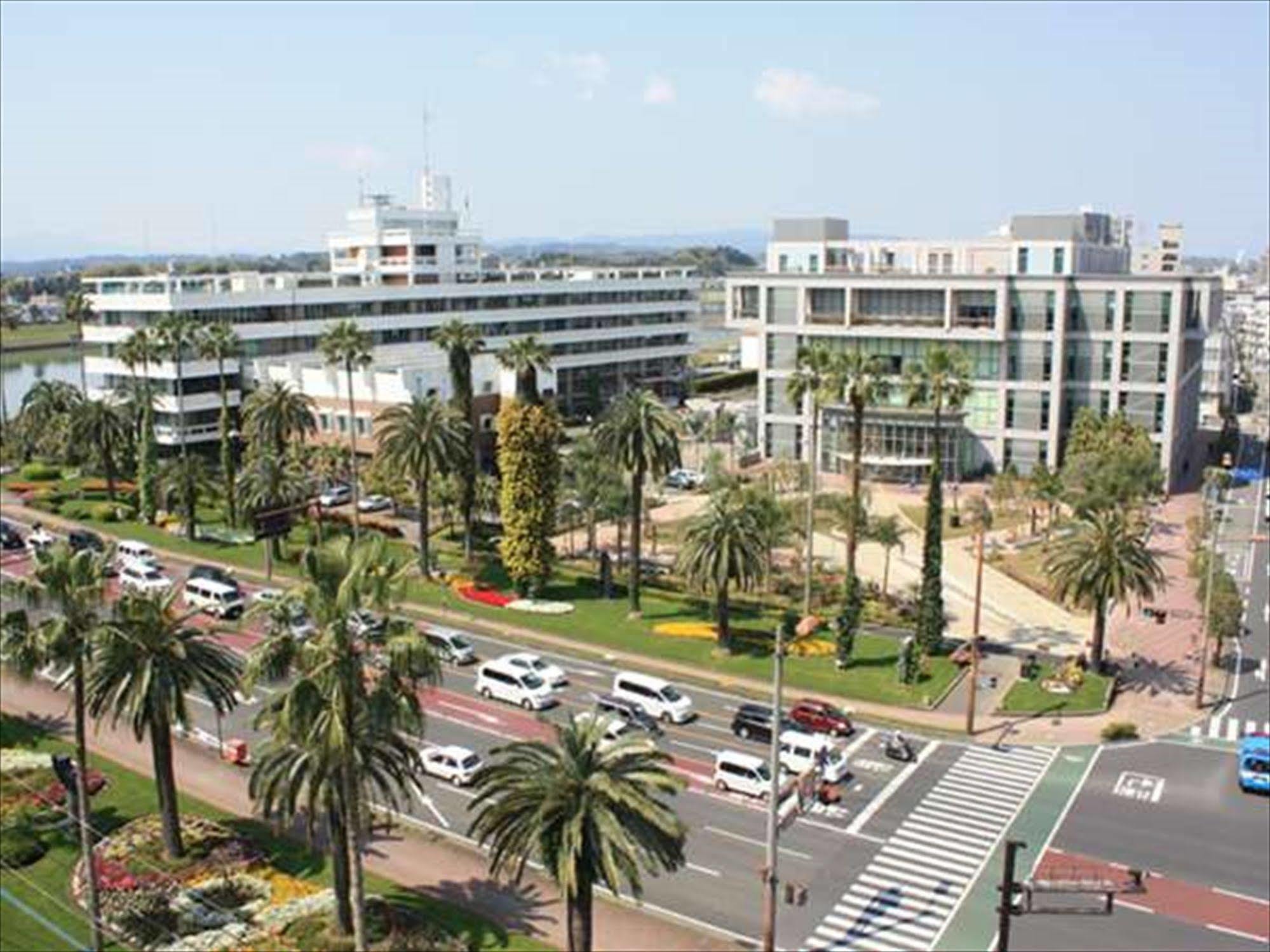 Green Rich Hotels Miyazaki Bagian luar foto