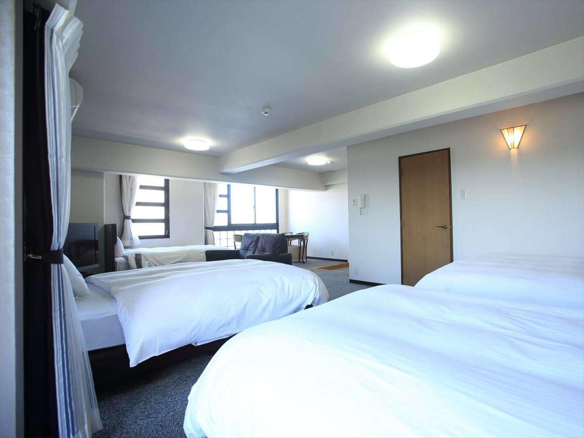 Green Rich Hotels Miyazaki Bagian luar foto